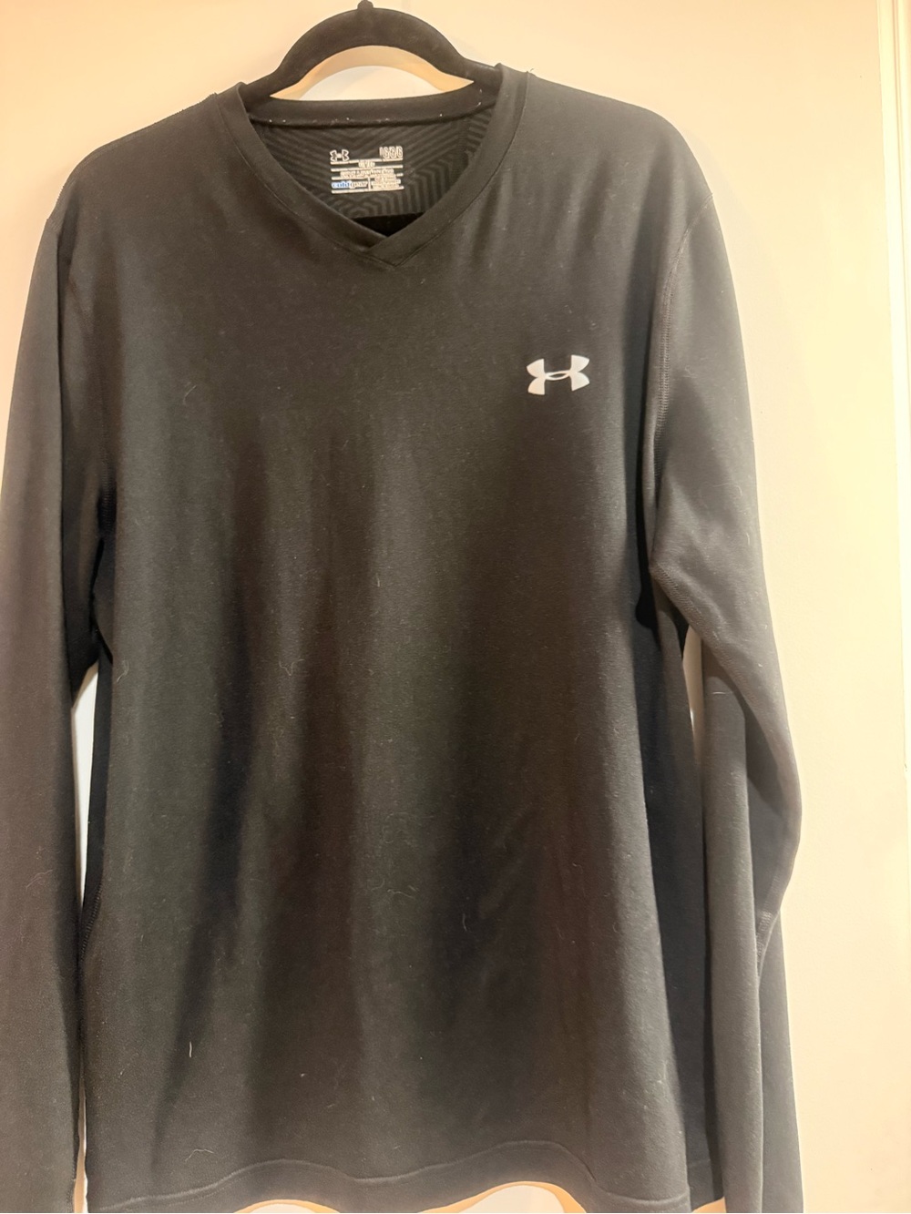 Under Armour Black Long-Sleeve V-Neck Performance Shirt